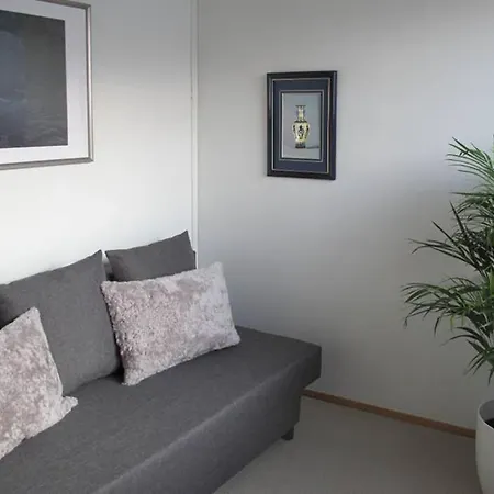 Comfortable, Modern And Clean 55 M²
